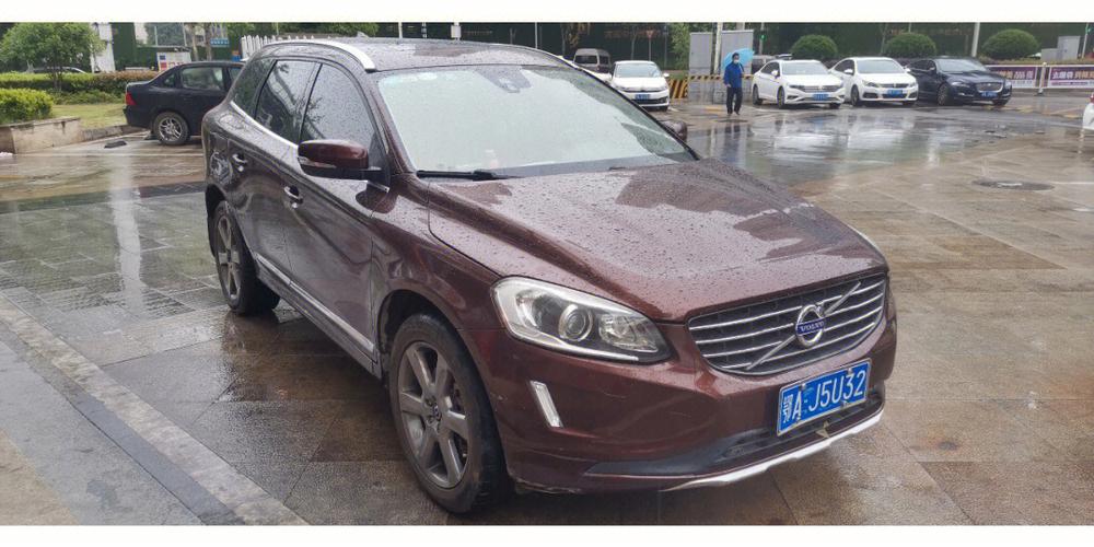 个人一手车30t沃尔沃xc60