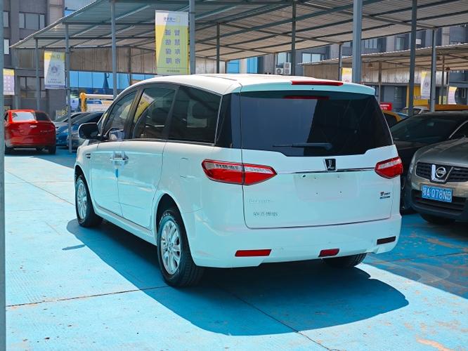 兄弟们,上新啦!    纳智捷大7 mpv 2.